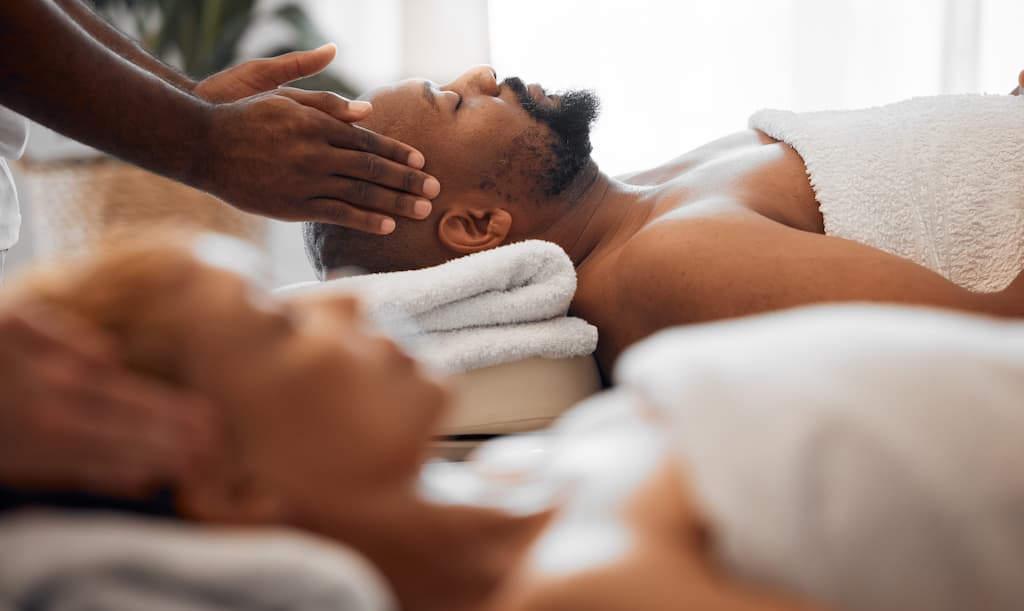 A couple's massage at a New England Spa